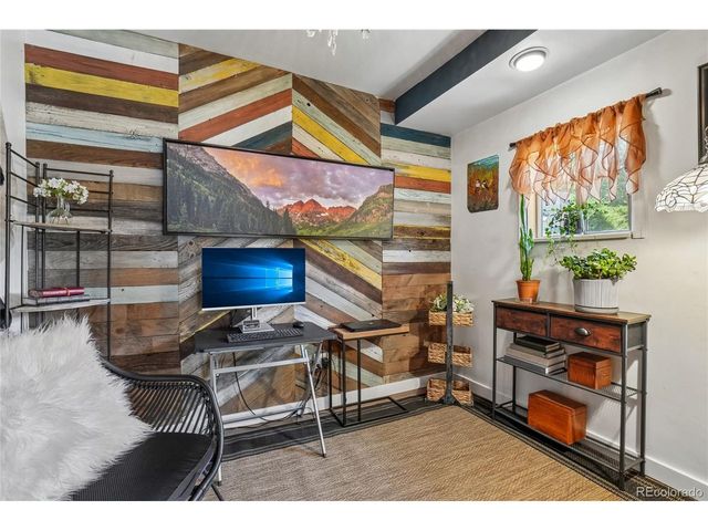 1809 23rd Avenue Ct, Greeley, CO 80634