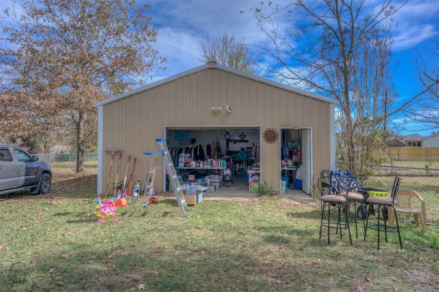 10011 Woolworth Road, Keithville, LA 71047