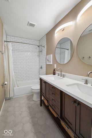 19345 Amber Way, Noblesville, IN 46060