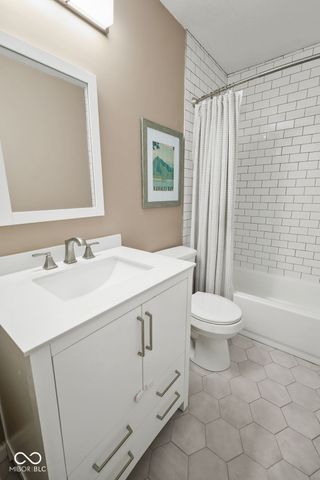 19345 Amber Way, Noblesville, IN 46060