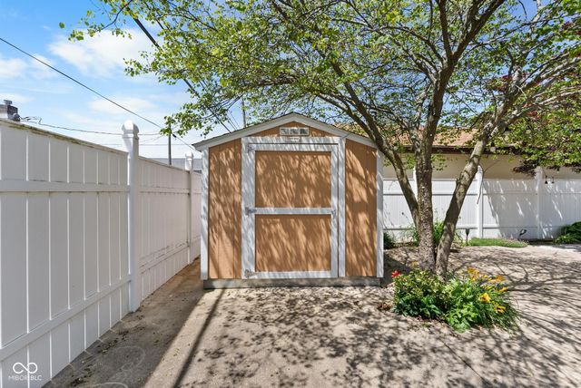 404 E 3rd Street, Seymour, IN 47274