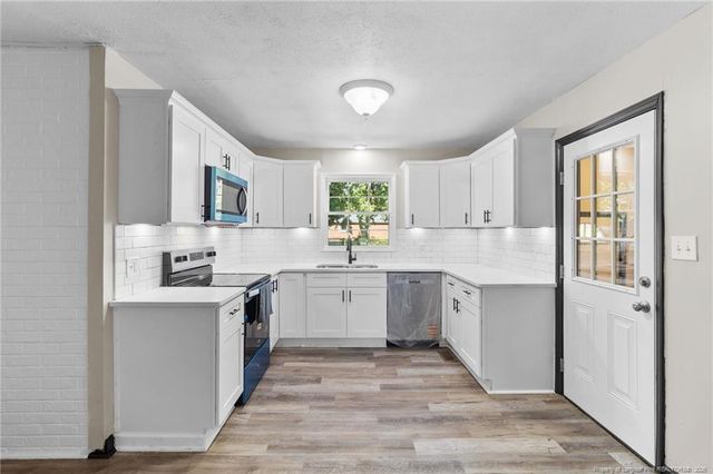 1520 Darvel Avenue, Fayetteville, NC 28304