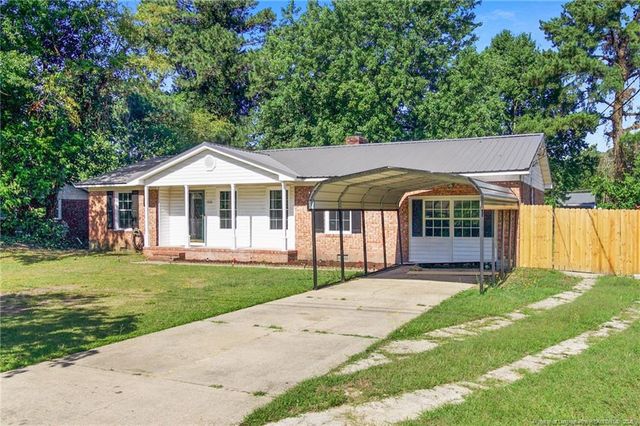 1520 Darvel Avenue, Fayetteville, NC 28304