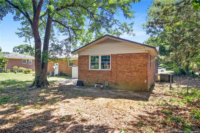 1520 Darvel Avenue, Fayetteville, NC 28304