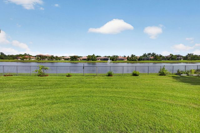 11117 Lynwood Palm Way, Palm Beach Gardens, FL 33412