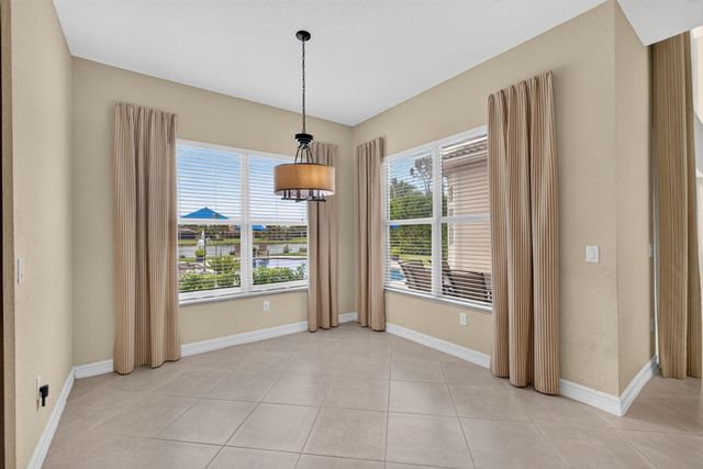11117 Lynwood Palm Way, Palm Beach Gardens, FL 33412