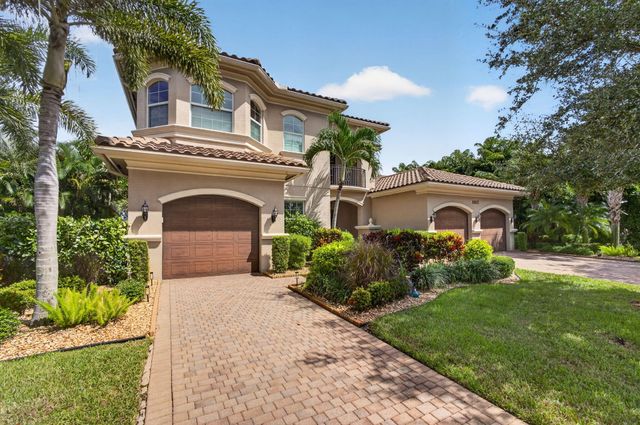 11117 Lynwood Palm Way, Palm Beach Gardens, FL 33412