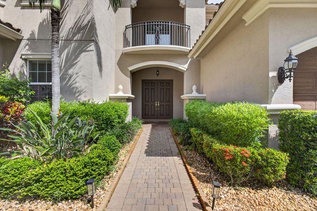 11117 Lynwood Palm Way, Palm Beach Gardens, FL 33412