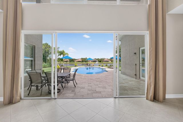 11117 Lynwood Palm Way, Palm Beach Gardens, FL 33412