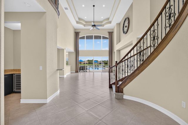 11117 Lynwood Palm Way, Palm Beach Gardens, FL 33412