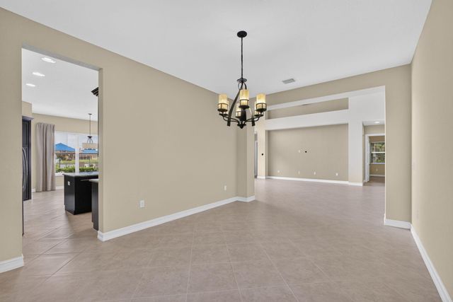 11117 Lynwood Palm Way, Palm Beach Gardens, FL 33412
