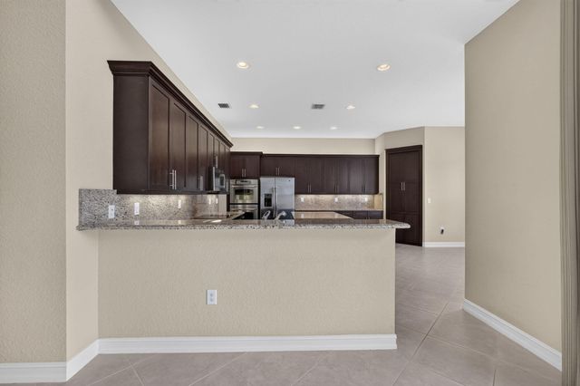 11117 Lynwood Palm Way, Palm Beach Gardens, FL 33412