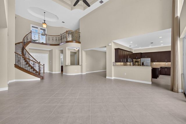11117 Lynwood Palm Way, Palm Beach Gardens, FL 33412