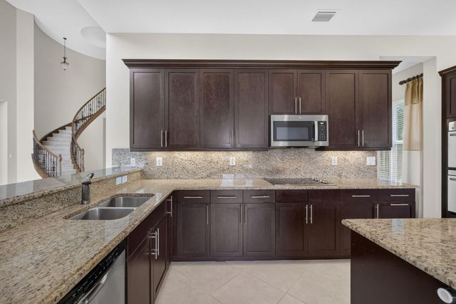 11117 Lynwood Palm Way, Palm Beach Gardens, FL 33412