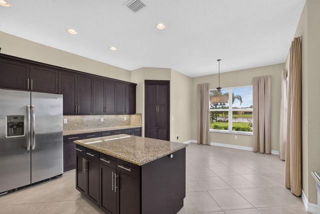 11117 Lynwood Palm Way, Palm Beach Gardens, FL 33412