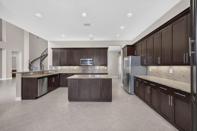 11117 Lynwood Palm Way, Palm Beach Gardens, FL 33412