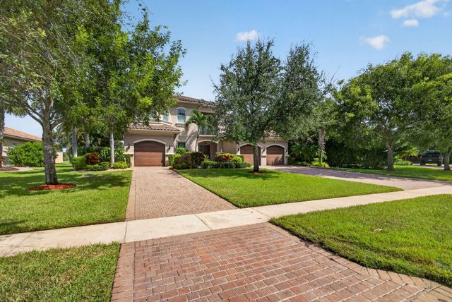 11117 Lynwood Palm Way, Palm Beach Gardens, FL 33412