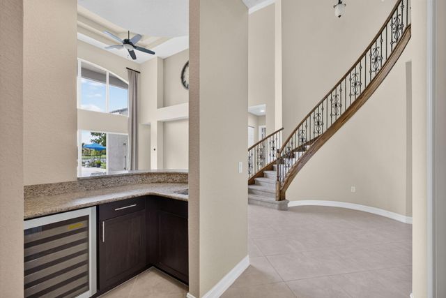 11117 Lynwood Palm Way, Palm Beach Gardens, FL 33412