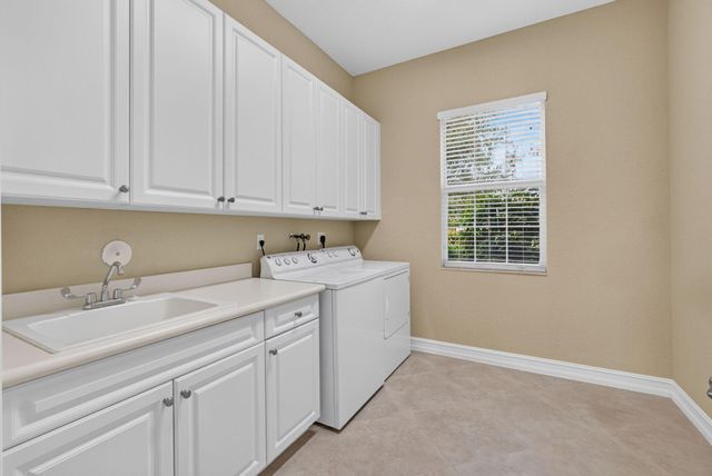 11117 Lynwood Palm Way, Palm Beach Gardens, FL 33412
