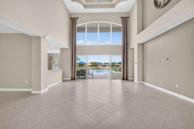 11117 Lynwood Palm Way, Palm Beach Gardens, FL 33412