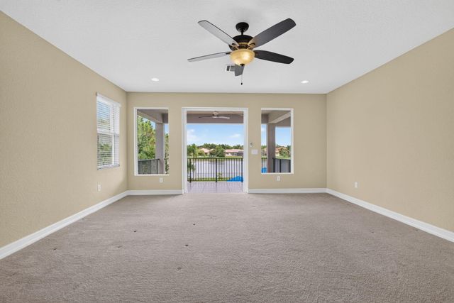 11117 Lynwood Palm Way, Palm Beach Gardens, FL 33412