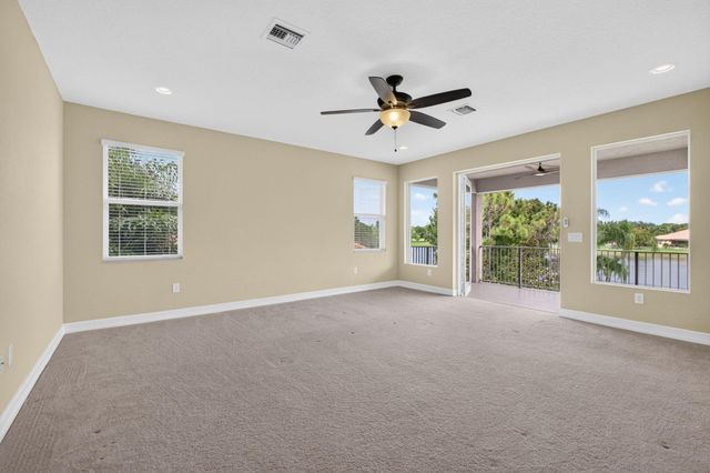 11117 Lynwood Palm Way, Palm Beach Gardens, FL 33412