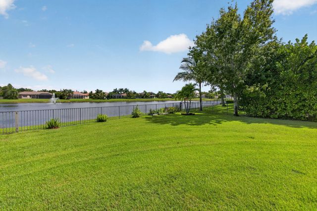 11117 Lynwood Palm Way, Palm Beach Gardens, FL 33412