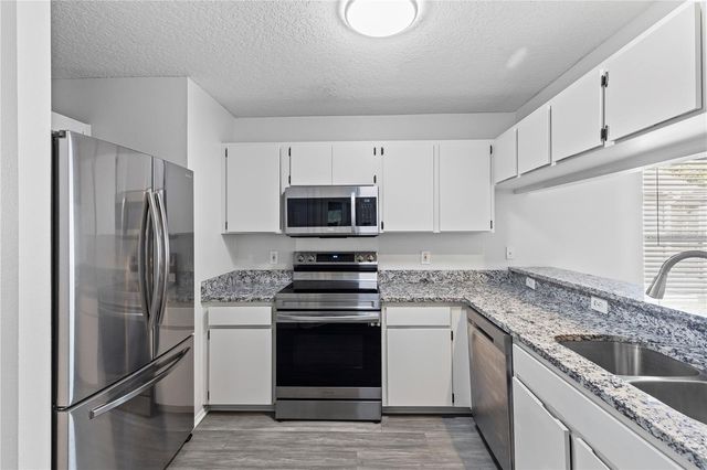 7515 S WEST SHORE BOULEVARD, Tampa, FL 33616