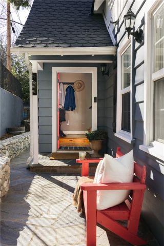 310 Bret Harte, Lake Arrowhead, CA 92352