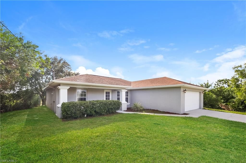 354 Pauline AVE, LEHIGH ACRES, FL 33974 — photo 2