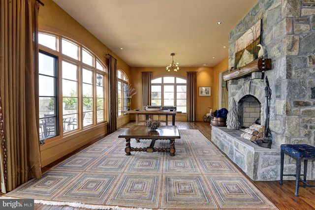 16704 THURSTON RD, Dickerson, MD 20842