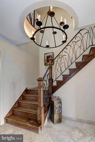 16704 THURSTON RD, Dickerson, MD 20842