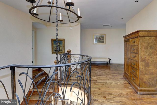 16704 THURSTON RD, Dickerson, MD 20842