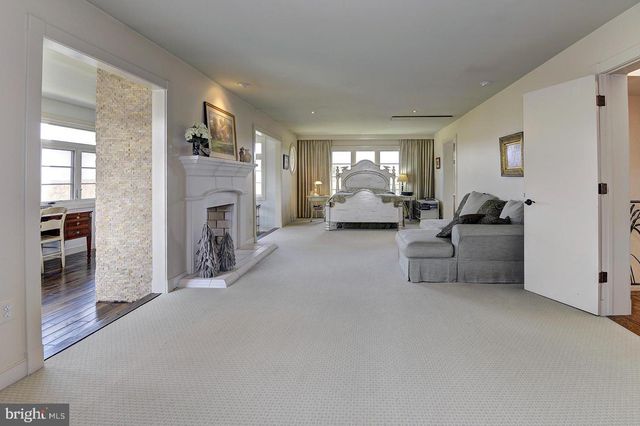 16704 THURSTON RD, Dickerson, MD 20842