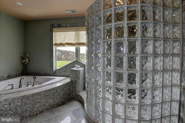 16704 THURSTON RD, Dickerson, MD 20842