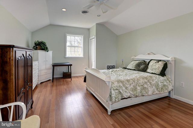 16704 THURSTON RD, Dickerson, MD 20842