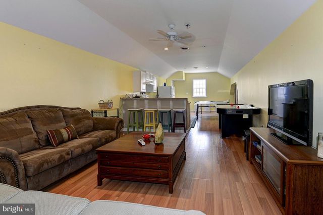 16704 THURSTON RD, Dickerson, MD 20842