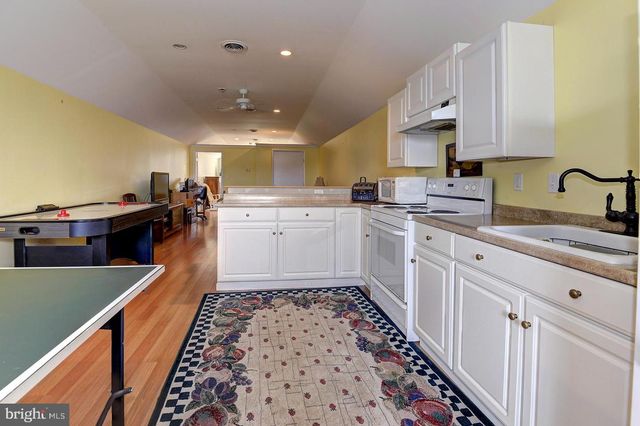 16704 THURSTON RD, Dickerson, MD 20842