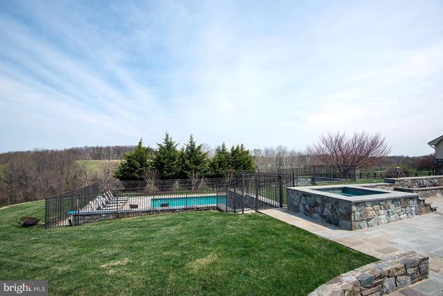 16704 THURSTON RD, Dickerson, MD 20842