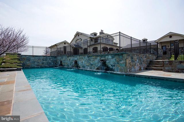 16704 THURSTON RD, Dickerson, MD 20842