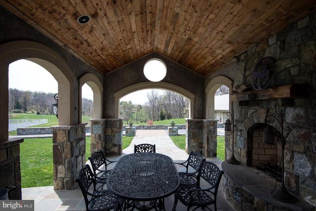 16704 THURSTON RD, Dickerson, MD 20842