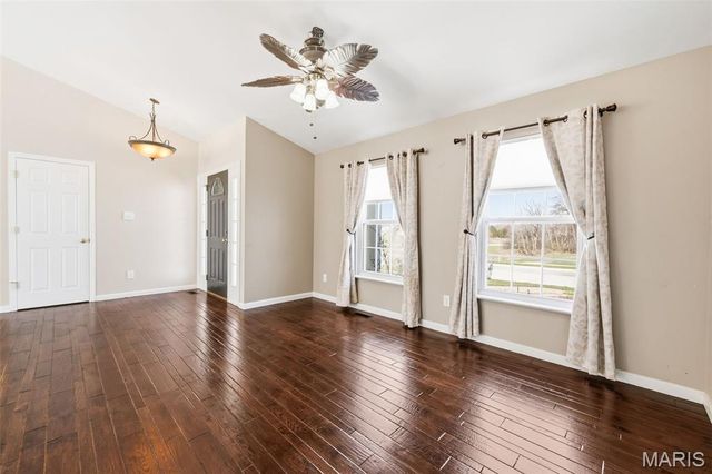 2522 Bear Creek Drive, Wentzville, MO 63385