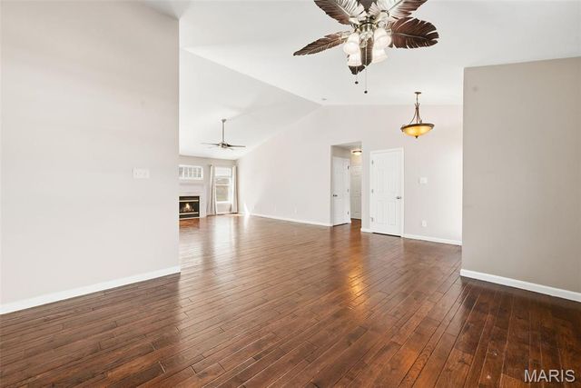 2522 Bear Creek Drive, Wentzville, MO 63385