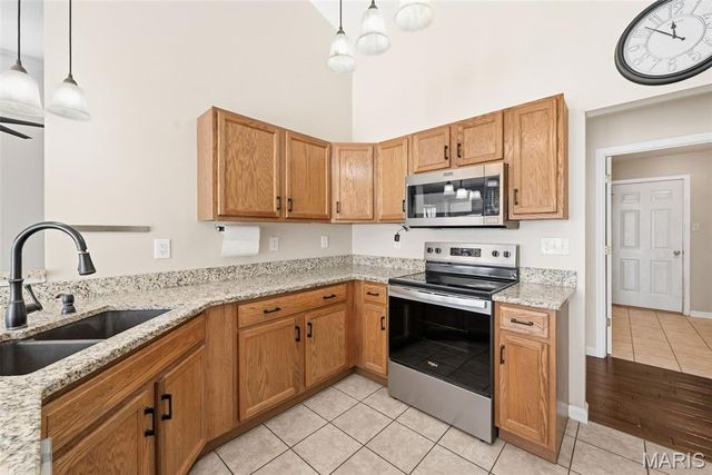 2522 Bear Creek Drive, Wentzville, MO 63385