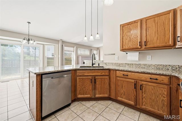 2522 Bear Creek Drive, Wentzville, MO 63385