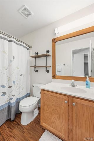 2522 Bear Creek Drive, Wentzville, MO 63385