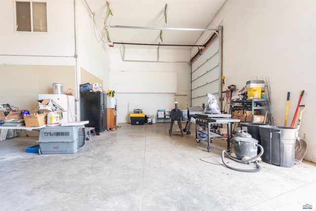 21932 HAWKINS DR, Peidmont, SD 57769