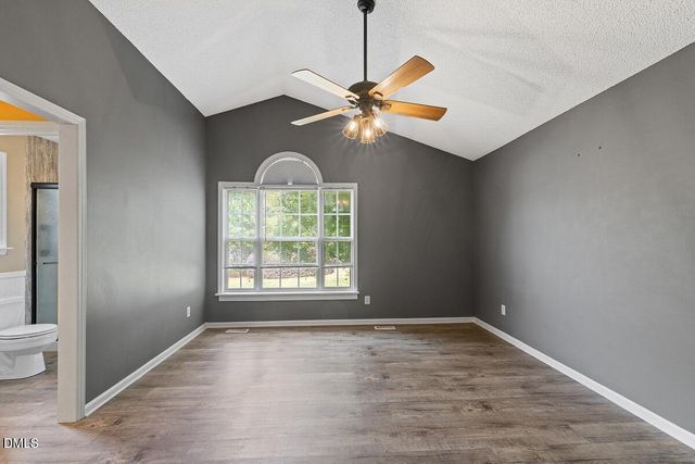 6512 Bridgemont Lane, Willow Springs, NC 27592