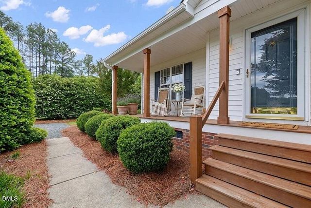 6512 Bridgemont Lane, Willow Springs, NC 27592
