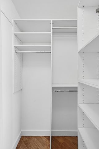 330 E 38th St Apt 43P, New York City, NY 10016